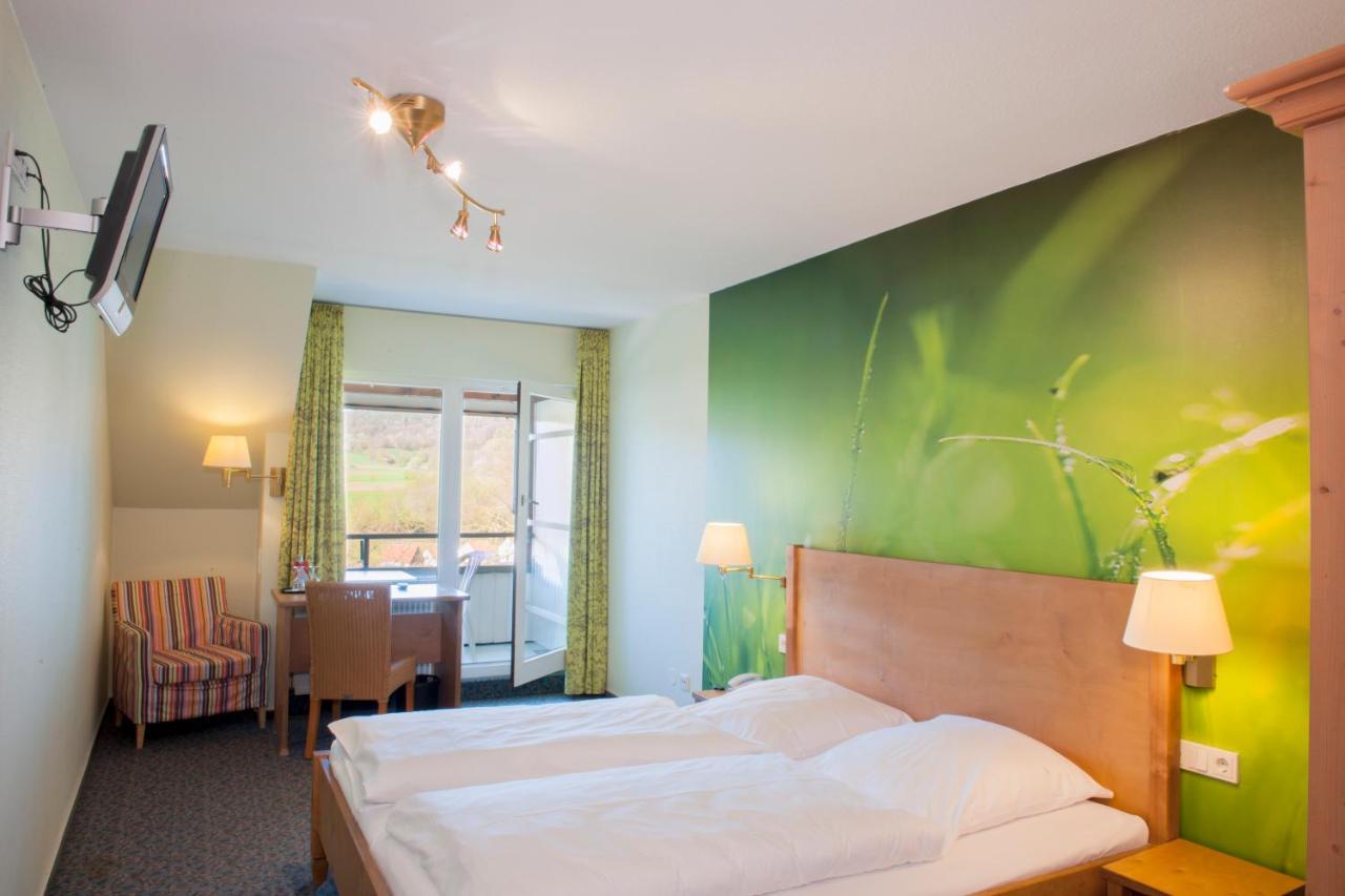 Hotel Sonneck Knüllwald Habitación foto